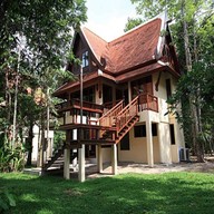 ชีวาปุรีบีชรีสอร์ท