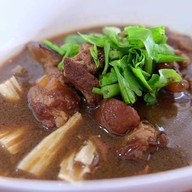 ร้านเจ๊มลอิ่มยามเช้า