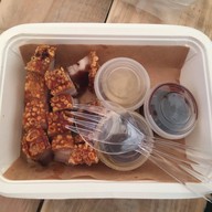 เมนูของร้าน หมูกรอบกลางกรุง