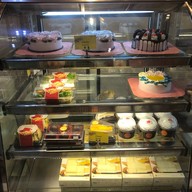 ขนมบ้านโกไข่ หน้า รพ.ศิครินทร์ รพ.ศิครินทร์