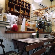 บรรยากาศ The Treat House