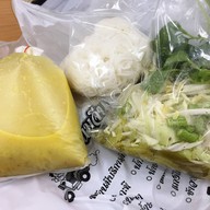 เมนูของร้าน ขนมจีนเจ๊เฉย เพชรบุรี