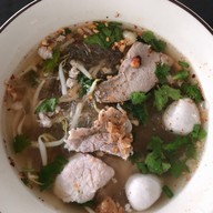 เมนูของร้าน ตำลึงทอง เลียบทางด่วนกาญจนาภิเษกใต้