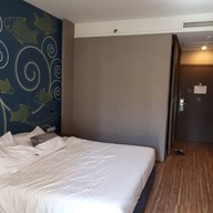 โรงแรมทวาราวดีรีสอร์ท