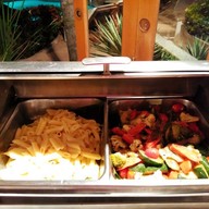 Thai House Beach Resort