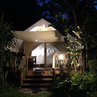 หินตกริเวอร์แค้มป์ ณ ช่องเขาขาด