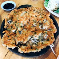 เมนูของร้าน ร้านข้าวต้มลุงยอยปูไข่ดอง สาขาพันท้ายนรสิงห์