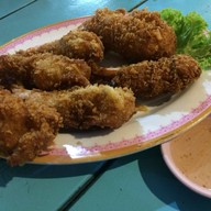 เมนูของร้าน ร้านเจ๊มาลีซีฟู้ด หาดสุชาดา