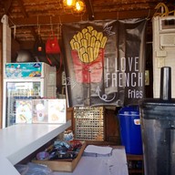 หน้าร้าน Cheese House