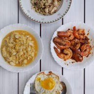 เมนูของร้าน หน่องริมคลอง ( Nhong Rimklong ) เอกมัย