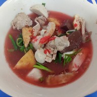 เมนูของร้าน ก๋วยเตี๋ยวเจ๊กงอน