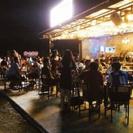 บรรยากาศ ตลาดธนา