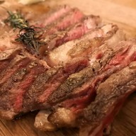 CALIN Café : French Café & Gourmet Grocery