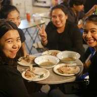 เล้งซุปเปอร์แซ่บซี้ด ตลาดรถไฟศรีนครินทร์