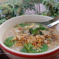 บ้านดินธารทอง