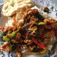 ป้าต้อย อาหารตามสั่ง