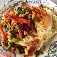 ป้าต้อย อาหารตามสั่ง