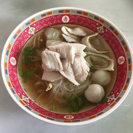เมนูของร้าน ก๋วยเตี๋ยวปลา vip