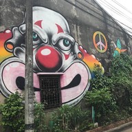 Yala bird city street art