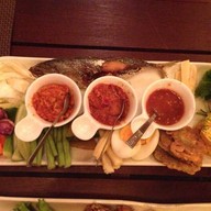 เมนูของร้าน ศาลาทะเลบิสโตร อ่าวนาง