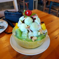 เมนูของร้าน สวนผัก โอ้กะจู๋ สันทราย