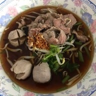 ก๋วยเตี๋ยวรสเยี่ยม (สู) สัตหีบ