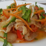 เมนูของร้าน Ok ซีฟู้ด ฝั่งตรงข้ามบุปผาชน