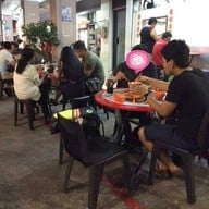 บรรยากาศ Geylang Lor 9