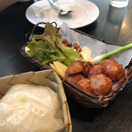 เมนูของร้าน บ้านส้มตำ สาทร