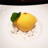 เมนูของร้าน L'Atelier de Joel Robuchon คิวบ์ ไลฟ์สไตล์ รีเทล เซ็นเตอร์
