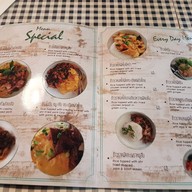 Neighborhood Cafe ดั้งเดิม