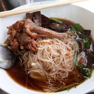 ก๋วยเตี๋ยวเป็ดเศรษฐี