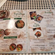 Neighborhood Cafe ดั้งเดิม