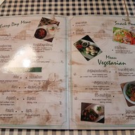 Neighborhood Cafe ดั้งเดิม