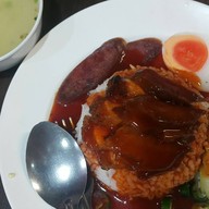 เมนูของร้าน Golden Noodle (พหลโยธิน เพลส)