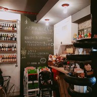 บรรยากาศ Tankq Cafe & Bar 松江南京店