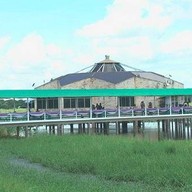 บรรยากาศ สถานแสดงพันธุ์ปลาเฉลิมพระเกียรติจังหวัดพิจิตร