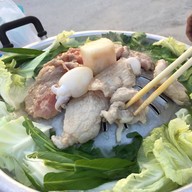 ราชาหมูกระทะสุกี้