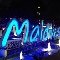 Maldives resort bar