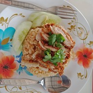 ข้าวมันไก่อาเฮีย "เส้นสวนสัตว์โคราช"