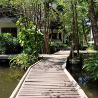 Tanaosri Resort
