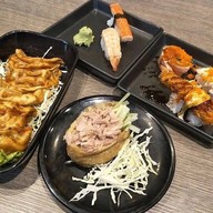 เมนูของร้าน Yummy Bear Home village