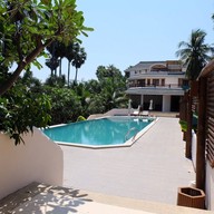 Tanaosri Resort