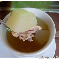 เมนูของร้าน ร้านแสงทอง สาขาราชวัตร ตรงข้ามกรมสรรพสามิต ข้างธนาคารกรุงไทย