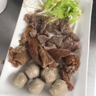 ก๋วยเตี๋ยวอันเจริญแม่สาย แม่สาย