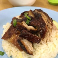 เมนูของร้าน Fatty Fatty Chicken Rice Shop