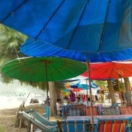 ชายหาดแหลมสิงห์