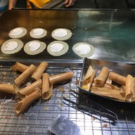 ขนมเบื้องเมืองโอ่ง ซอย 2