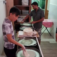 Kway Guan Huat Joo Chiat Popiah (since 1938)