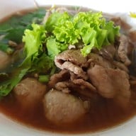 เมนูของร้าน ร้านก๋วยเตี๋ยวเนื้อตุ๋นท่าจีน